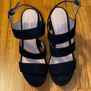 Madden Girl Wedges